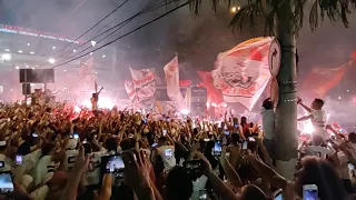 SAO PAULO X LDU 11/03/20 .CHEGADA DO ÔNIBUS NO MORUMBI