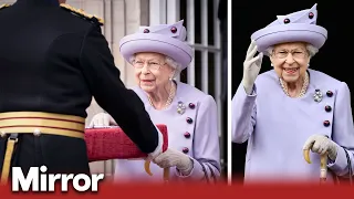 Queen greets members of the armed forces at parade in Edinburgh