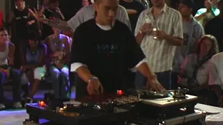 SCRIBBLE JAM 2003 DJ Battle (DJ Squint Vs Scratch Bastard)