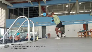 AQUAFITNESS, AQUAGYM E HIDROGINASTICA - 5 ejercicios con las pesas acuáticas