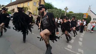 Beltane Border Morris dancing Brimfield at the Church House Inn, Stokeinteignhead, Devon, 16/6/2023