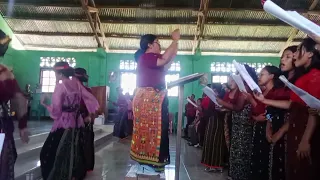 knino (kudus) koor pentekosta_SMAN 1 Sano Nggoang