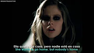 Avril Lavigne - Nobody's Home // Lyrics + Español // Video Official