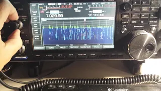 IC-7610 vs IC-7300  Actual Signals