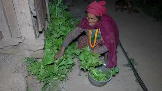 Cooking curry of green vegetables || Traditional life || Village people