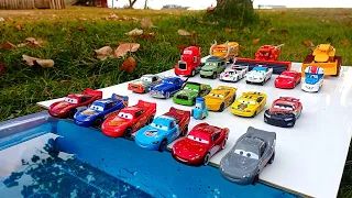 Disney Pixar Cars : Lightning Mcqueen, Cruz, Mater, Hudson, Axlerod, Finn, Frank, Guido, Mack, Finn