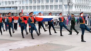 Праздничный концерт, вручение паспортов, гости из Запорожья. В Ульяновске отметили День России