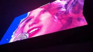 "Ours," Taylor Swift at Cowboys Stadium