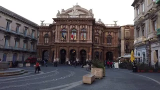 Catania da via Teatro Massimo a piazza Universtità walking tour 4k