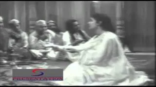 Aye Dilwalo Pyar Na Karna - Asha Bhosle - ZINDAGI YA TOOFAN - Pradeep Kumar, Nutan