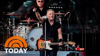 Bruce Springsteen postpones remaining 2023 concerts dates