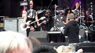 6  Slash   Doctor Alibi HD   High Voltage Festival, London   23 July 2011   with Myles Kennedy