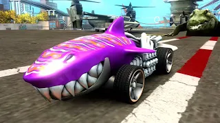 Hot Wheels Infinite Loop EPIC Racing Sharkruiser #31