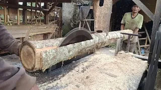 kecepatan dan keakuratan proses penggergajian kayu waru dengan gergaji mesin serkel rakitan