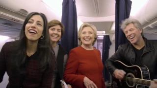 Watch Hillary Clinton and Her Staff Do the ‘Mannequin Challenge’ | Fortune