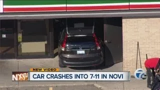 Car crashes into 7-11 in Novi