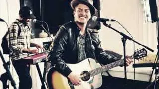 Bruno Mars - Grenade (Live) (Audio) (Studio session)