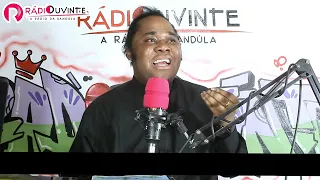 Entrevista com o Profeta Pai Nosso, na Rádio OuvinteContacto Profeta: +244 935866795 / 953070526