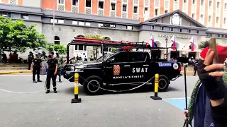 Mga supporters ni VP Leni Robredo na nag poprotesta pinagalitan ng pulis.. Kalsada Naharangan?