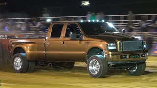 Truck Pulling: Street Diesel Trucks. Richmond, Ky Battle Of The Bluegrass 2022.