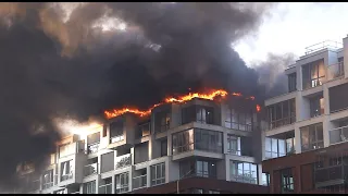 Zeer Grote Brand Joan Muyskenweg Amsterdam, Veel Brandweer Ambulance en Politie met spoed!