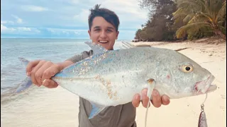 RAROTONGA Topwater Fishing In Lagoon 2021