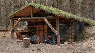 Dugout, Outdoor wood table diy, shelter in forest