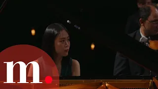 Yeol Eum Son with Sergey Smbatyan perform Shor's "Travel Notebook"