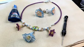 A couple of creative solutions when your lucite beads have no holes. With the Wildflowers JJB MMBB