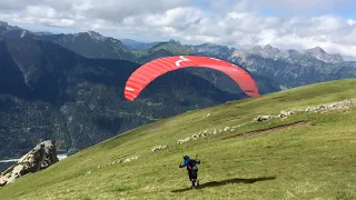 22 Minutes of Paragliding Launches and Landings in the Alps