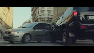 Человек ноября/The November Man (2014) - car crash scene #1