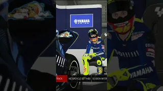 Valentino Rossi 46 YAMAHA YZR M1 2004