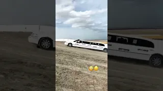 limousine car Crashed With Truck 😱🤯 #shorts #crash #offroad