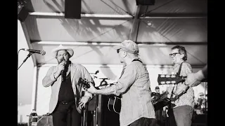 Paul Simon w/ Nathaniel Rateliff & The Night Sweats - "Graceland" (Official Live Video)