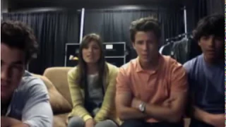 Jonas Brothers - Live Chat (August 22, 2009) - Part 3 of 7