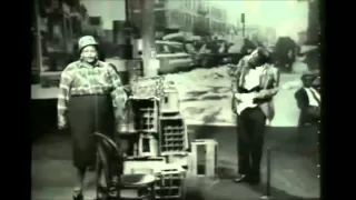 BIG MAMA THORNTON - Live YOU AIN'T NOTHING BUT A HOUND DOG