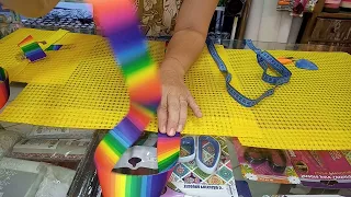 Costurando com a Belinha recebe a artesã Ro Moinho ensinando a fazer uma bolsa e necesserie