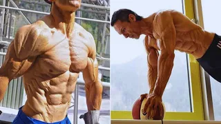 Helmut Strebl – The World's Most Shredded Man Alive | Training, Diet and Workout