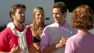 Always Sunny - Vic Vinegar bidding war pool scene