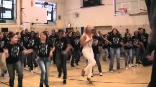 Beyonce - Let's Move! Flash Workout Event! (With Fans)