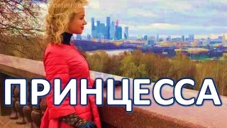 Похорошевшая Цымбалюк Романовская спрятала живот за широким пальто!