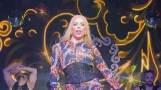 Lady Gaga - Donatella Drag Queen Performance by Penelopy Jean (Blue Space)