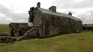 Exploring Dartmoor , Ditsworthy Warren House