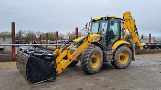 OUR NEW JCB 4CX!!!