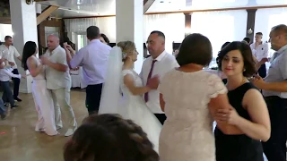 ОЙ ТАМ У ЛІСІ, ПІД ДУБИНОЮ - ВЕСІЛЬНИЙ ВАЛЬС. 14.06.2019 @narodni_pisni @yaremaweddingstudio2420