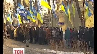 У Маріїнському парку на підтримку влади зібралося 8 тисяч людей