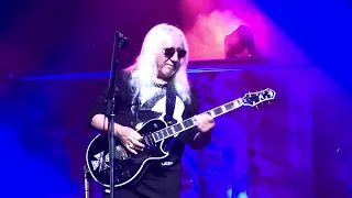 Uriah Heep London Palladium 7/10/22 front row view -Rainbow Demon .