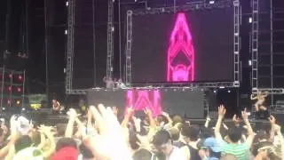 Cazette drops Angels & Stars Remix Live @ Ultra Music Festival 2012 HD