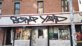 GRAFFITI CULTURE, THE SCRAPYARD  Walking New York City #shorts