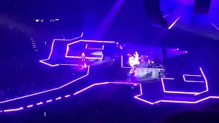 Muse - Wells Fargo Center Philadelphia 04/07/2019 Simulation Theory World Tour 9